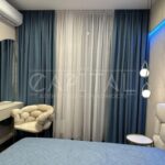 Продаж 2 кімн. квартири по вул. Ґарета Джонса 8 | 2