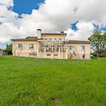 Оренда будинку 350м², 25 соток, Хлепча