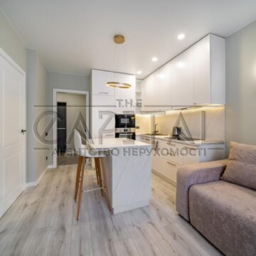 Продаж 1 кімн. квартири по вул. Степана Бандери 32д