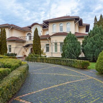 Оренда будинку 892м², 100 соток, Козин