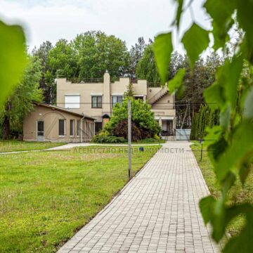 Оренда будинку 270м², 60 соток, Кийлів