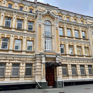 Продаж комерційної нерухомості по вул. Михайлівська, 1481 м²