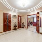 Продаж 4 кімн. квартири по вул. Коновальця Євгена 36Б | 8