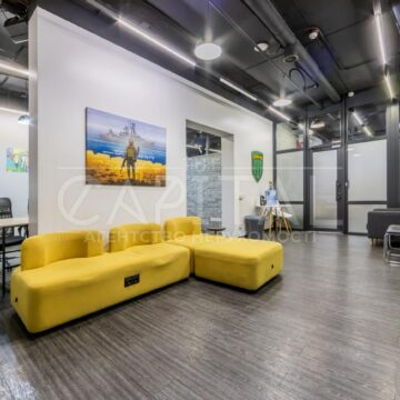 Продажа коммерческой недвижимости на ул. Глубочицкая, 195 м²