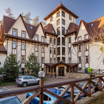 Продаж комерційної нерухомості по вул. Берестейське, 5579 м²