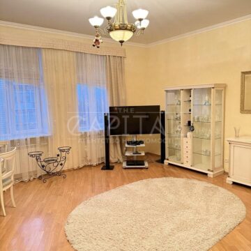 Оренда 3 кімн. квартири по вул. Шовковична 32/34