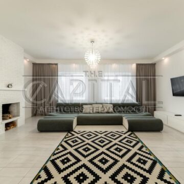 Оренда будинку 210м², 6 соток, Київ
