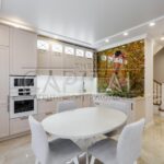 Продаж 4 кімн. квартири по вул. Берестейський 67 | 2