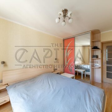 Продаж 3 кімн. квартири по вул. Велика Житомирська 27