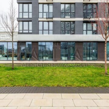 Продаж комерційної нерухомості по вул. Віктора Некрасова, 61.4 м²