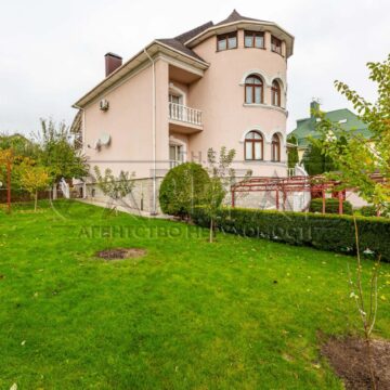 Оренда будинку 420м², 14 соток, Крюківщина