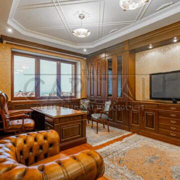 Продаж 2 кімн. квартири по вул. Володимира Івасюка 4