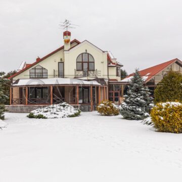 Оренда будинку 550м², 50 соток, Козин
