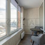 Оренда 2 кімн. квартири по вул. Дніпровська наб. 18 | 20