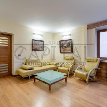 Продаж 3 кімн. квартири по вул. Хрещатик 4