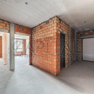 Продаж 3 кімн. квартири по вул. Шолуденка 30
