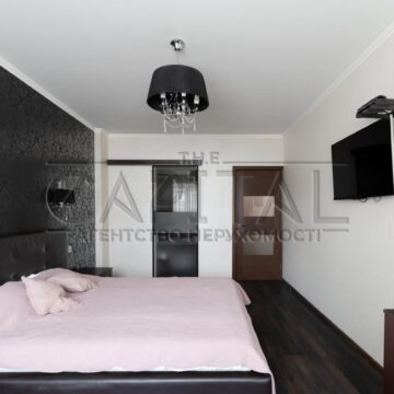 Продаж 2 кімн. квартири по вул. Григоренка Петра 23