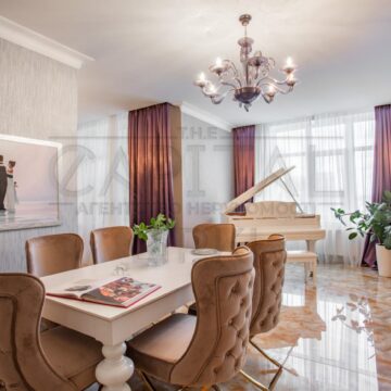 Продаж 4 кімн. квартири по вул. Андрія Верхогляда 20