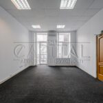 Продаж 4 кімн. квартири по вул. Ярославів Вал 38 | 8