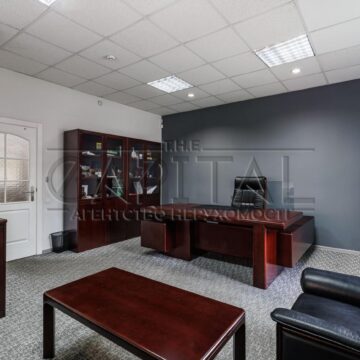 Продаж комерційної нерухомості по вул. Глибочицька, 300 м²