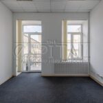 Продаж 4 кімн. квартири по вул. Ярославів Вал 38 | 25