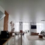 Продаж 3 кімн. квартири по вул. Регенераторна 4 | 1