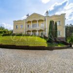 Продаж будинку 1272м², 130 соток, Хлепча | 1