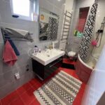 Продаж будинку 273.8м², 10 соток, Київ | 10