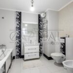 Продаж 2 кімн. квартири по вул. Ділова 2д | 23