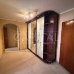 Продаж  кімн. квартири по вул. Святошинська 1 | 3