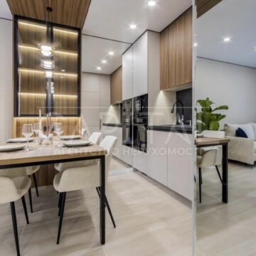Продаж 2 кімн. квартири по вул. Максимовича Михайла 24