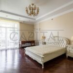 Продаж будинку 700м², 17 соток, Козин | 17