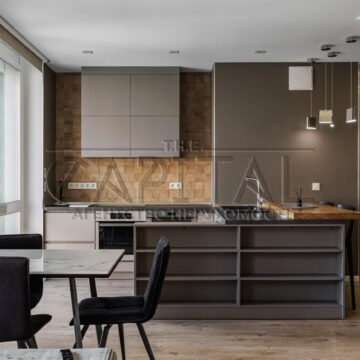 Продаж 3 кімн. квартири по вул. Золотоустівська 34