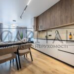 Продаж 2 кімн. квартири по вул. Дніпровська наб. 17в | 3
