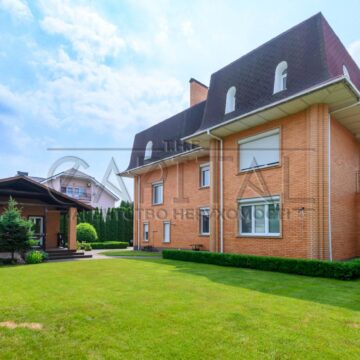 House for rent, 600 m², 9 acres, Kyiv