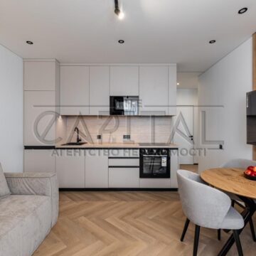 Продажа 2 комн. квартиры на ул. Александра Олеся 17