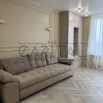 Продаж 3 кімн. квартири по вул. Дніпровська наб. 18 | 2