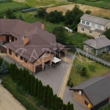 Оренда будинку 460м², 26 соток, Погреби
