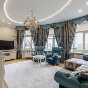 Продаж 3 кімн. квартири по вул. Коновальця Євгена 36в