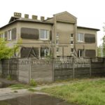 Оренда комерційної нерухомості по вул. Вишнева, 1400 м² | 2