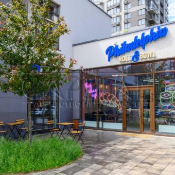 Продаж комерційної нерухомості по вул. Олександра Олеся, 200 м²