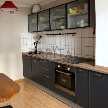 Продаж 3 кімн. квартири по вул. Драгоманова