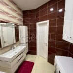 Продаж 2 кімн. квартири по вул. Андрія Верхогляда 2а | 8