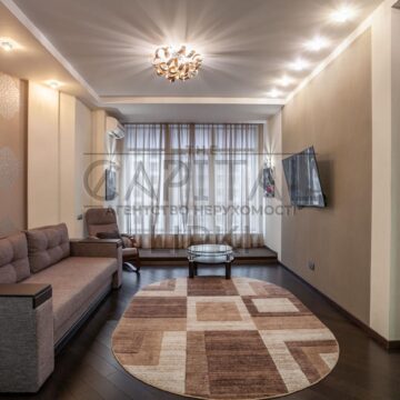 Продаж 2 кімн. квартири по вул. Андрія Верхогляда 12