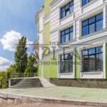 Commercial real estate for sale on Naberezhno-Pecherska doroga st., 4106 m² | 5