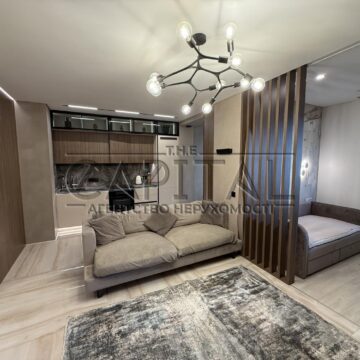Продаж 2 кімн. квартири по вул. Амосова 75