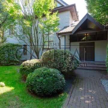 Оренда будинку 370м², 18 соток, Нові Петрівці