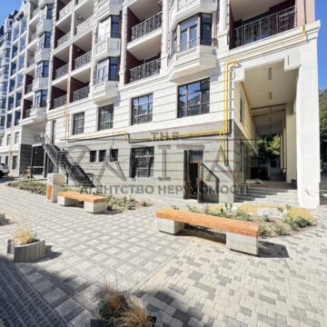 Продаж комерційної нерухомості по вул. Кожем'яцька, 112 м²