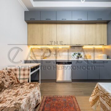 Оренда будинку 200м², 2 соток, Київ