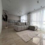 Rent 3-room apartment on Bazhana Mykoly St. 3a | 2